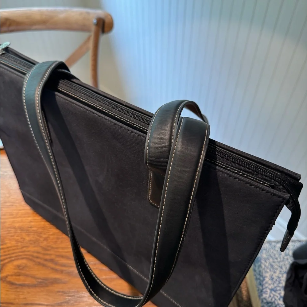 Elegant Black Bellino Briefcase